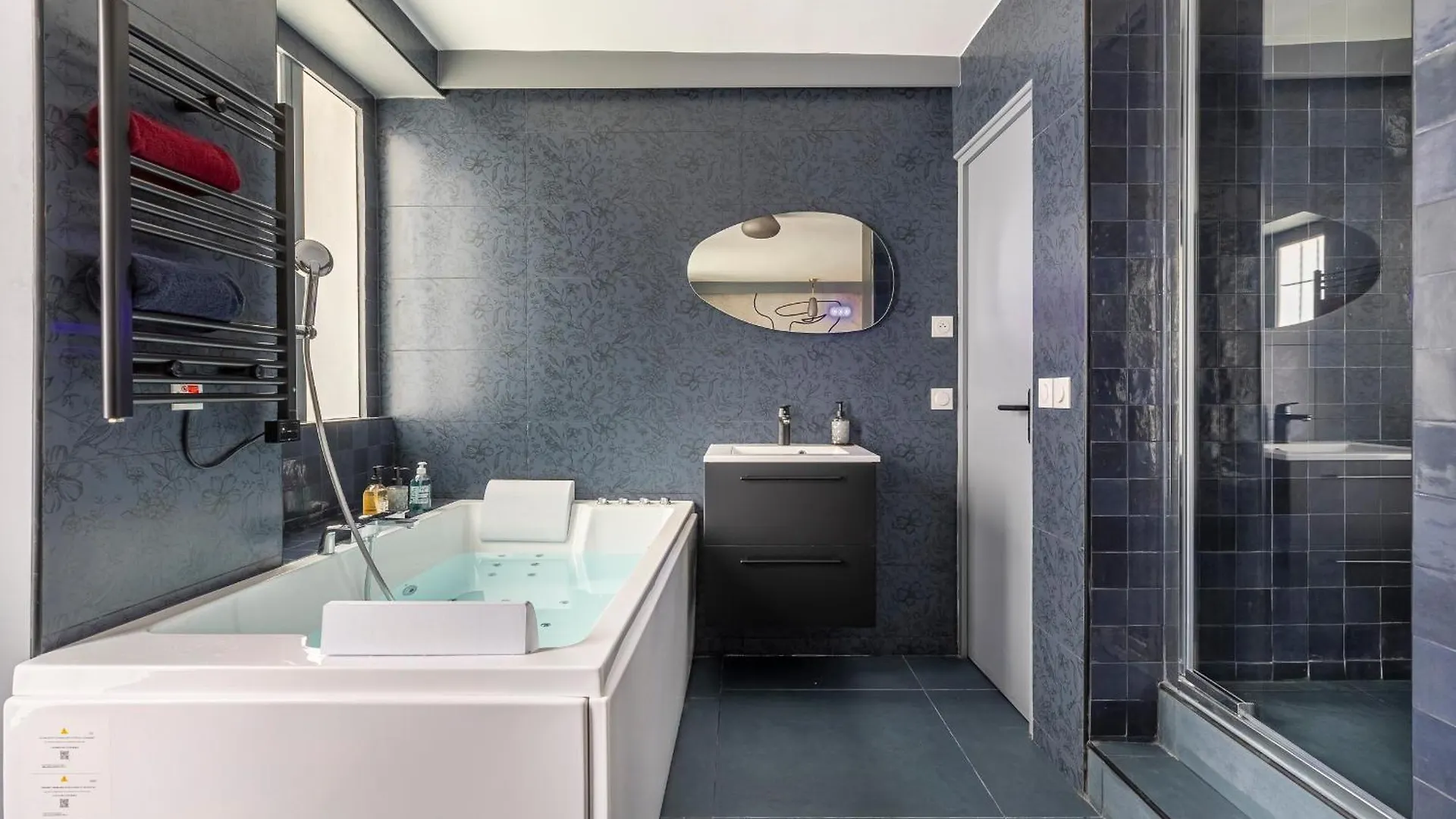 Opera, Grand Boulevard 9Eme, Suite Avec Jacuzzi Parigi 0*,